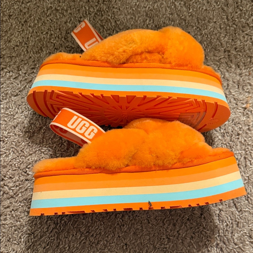 UGG Women's Bright Orange Fluffy Platform Slippers - Picture 3 of 3